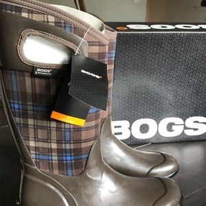 NIB - Bogs Rain-boots Size 10